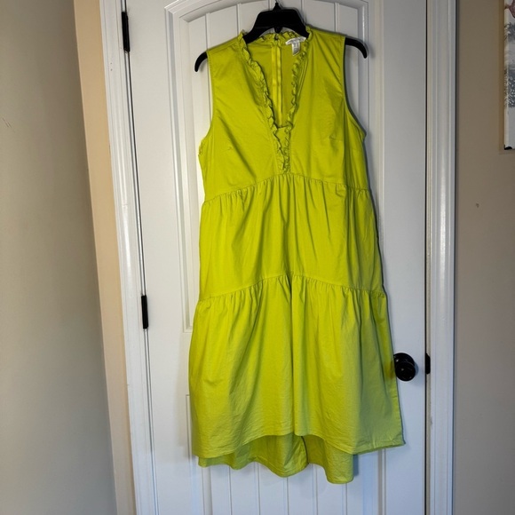 Lime Green Sleeveless Tiered Dress - Picture 2 of 7
